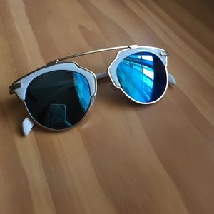 Cute in-style Sunglasses