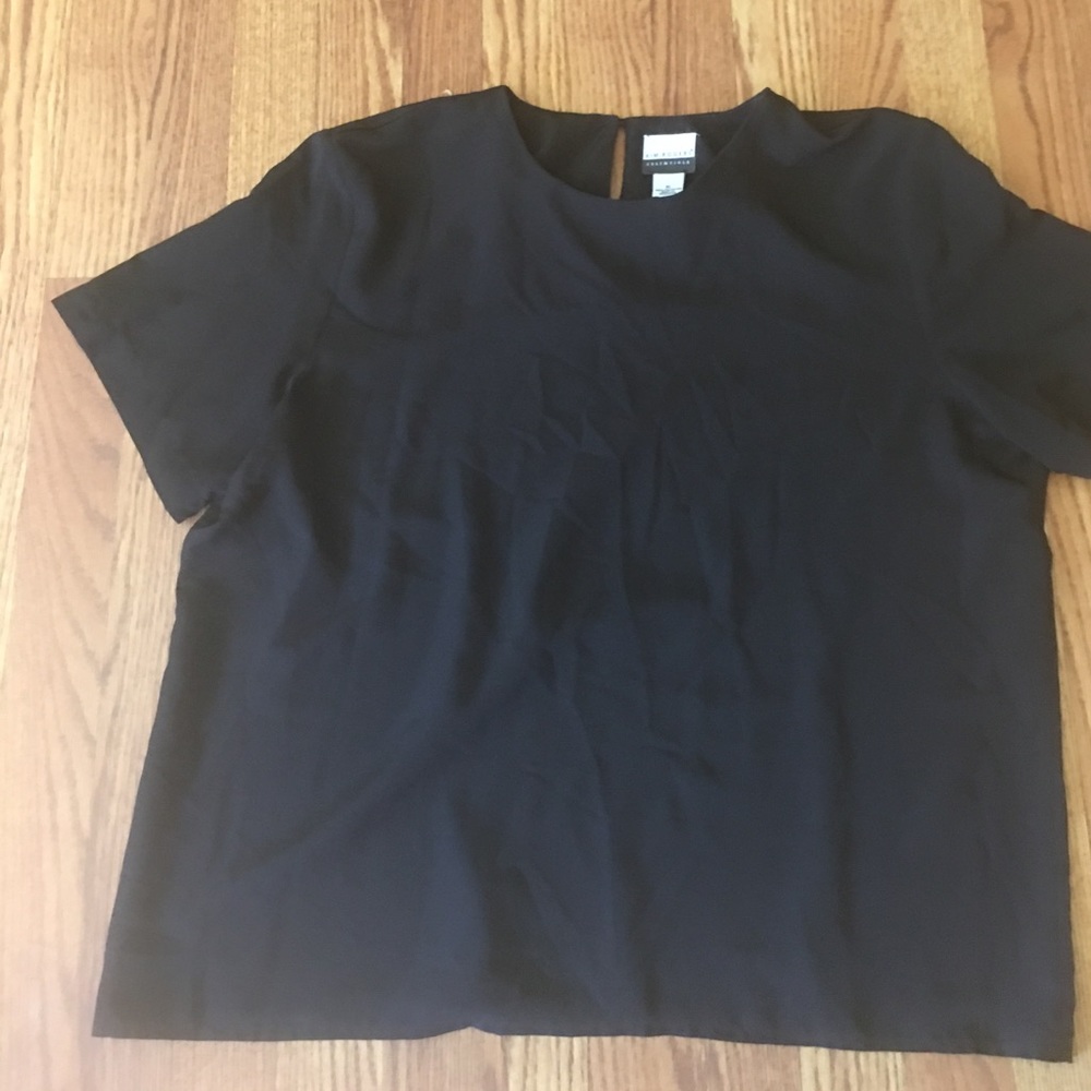 Silky short sleeve shirt