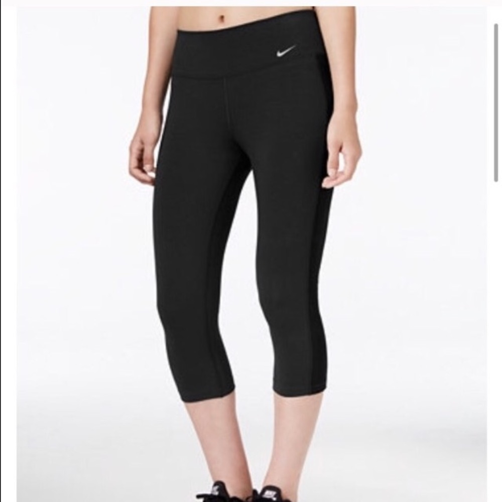 Nike Capris/Bottoms