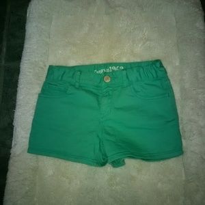 Gapkid shorty short .