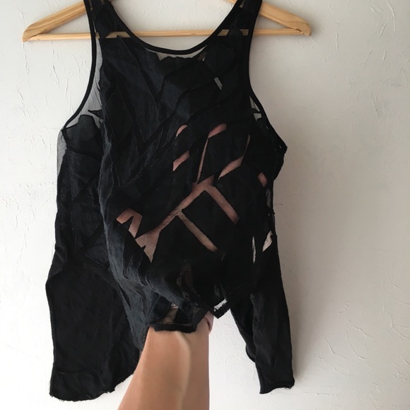 FREE PEOPLE Top, bat wings open back - Picture 3 of 4