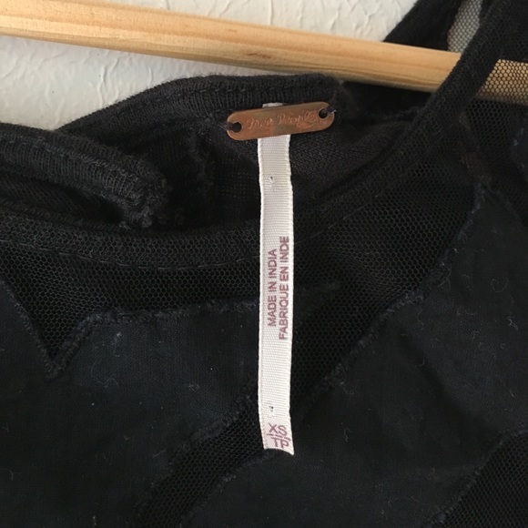 FREE PEOPLE Top, bat wings open back - Picture 4 of 4