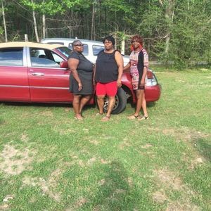 Meet your Posher, Deshia