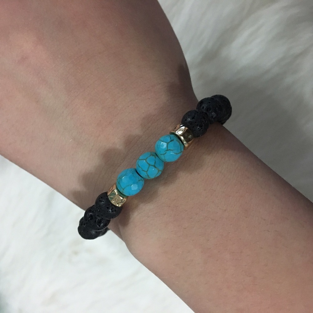 Handmade turquoise bracelet - Picture 2 of 2