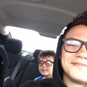 Meet your Posher, Joey