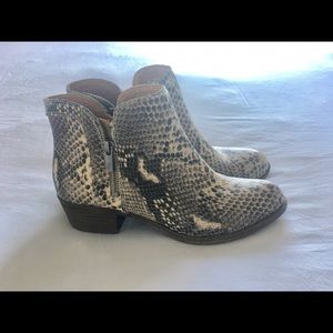Lucky brand snake skin ankle boot size 7.5