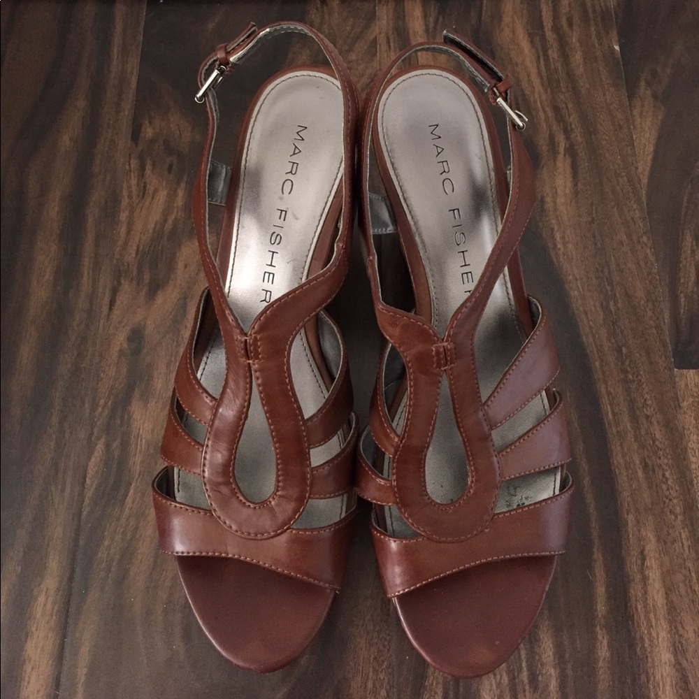 Marc Fisher wedges