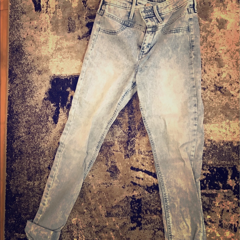 Water fade color jeans by Hollister