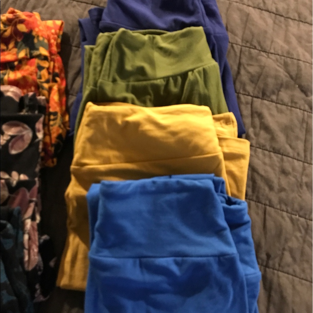 Lularoe solid OS leggings SOLD