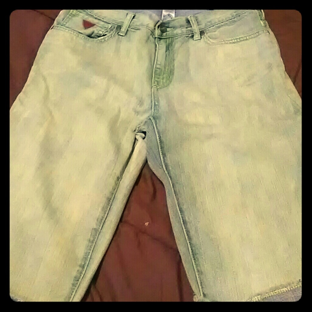 Guess cuffed shorts!!