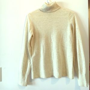 Ann Taylor 100% Cashmere Turtleneck Sweater
