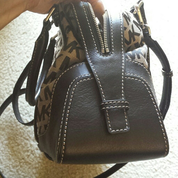 NWT Michael Kors Brookville MD Bowling satchel - Picture 6 of 8