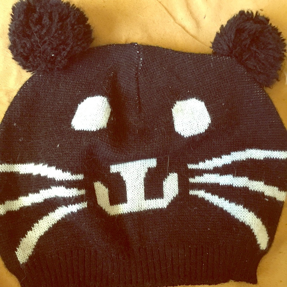 black kitty beanie! NEW!