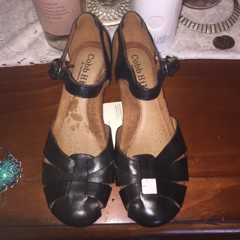 Cobb Hill stylish shoe made for anybody🤗