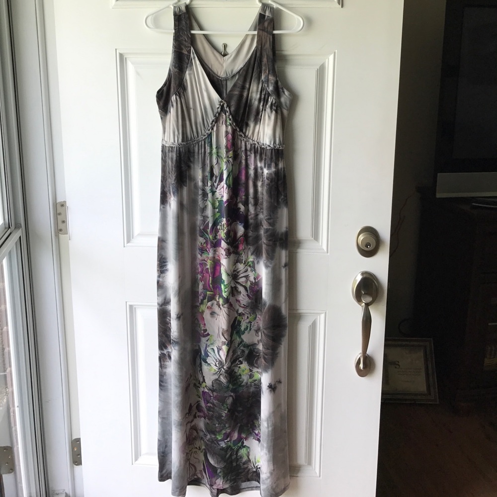 ❌SOLD❌Silky Maxi Dress