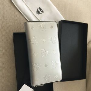 Mcm purse wallet