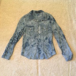 Nordstrom // Acid Wash // Chambray Button Down