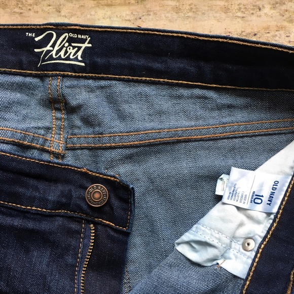 Old Navy ‘The Flirt Skinny’ Jeans - Picture 2 of 4