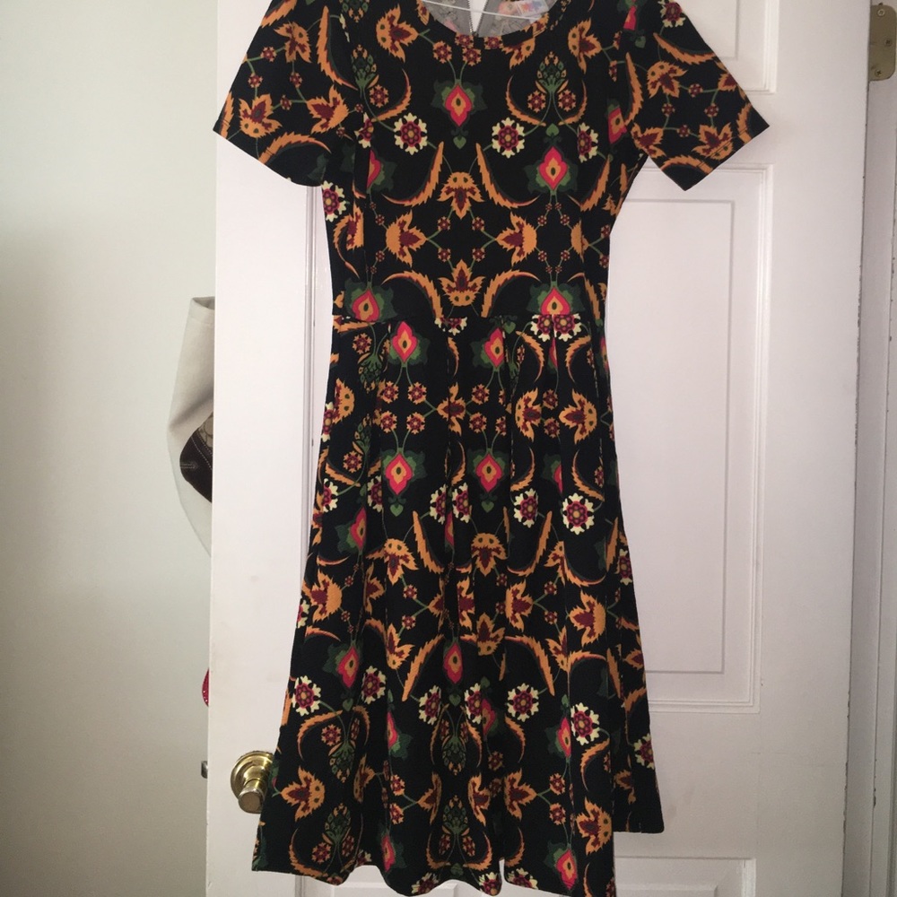 Lularoe Carly dress