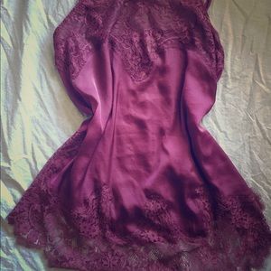 Deep magenta scallop lace VS slip