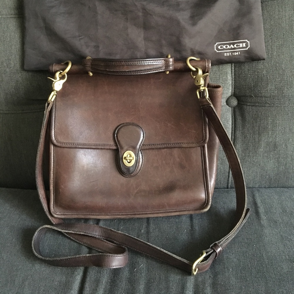 Gorgeous Vintage Coach Cross-body