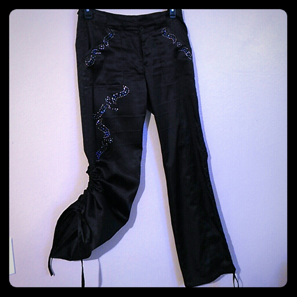 🏃 SPECIAL PURCHASE 🏃 ROCKAWEAR 2 WAY CUTE PANTS