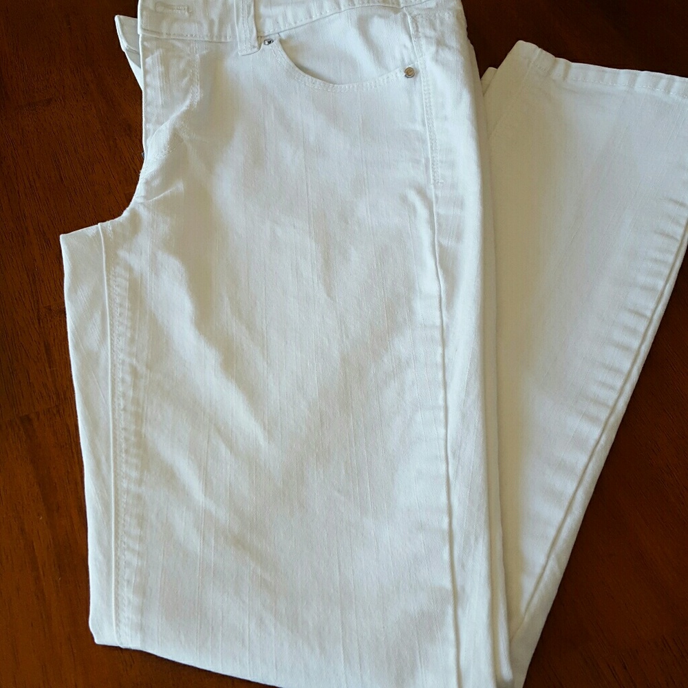 White denim JCREW matchstick, hardly worn!