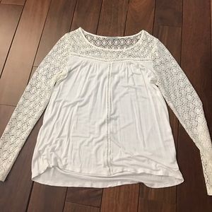Medium Charlotte Russe white summery top