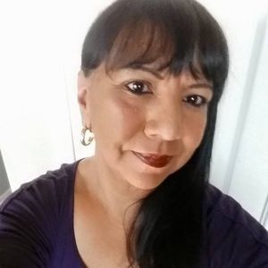 Meet your Posher, Gloria