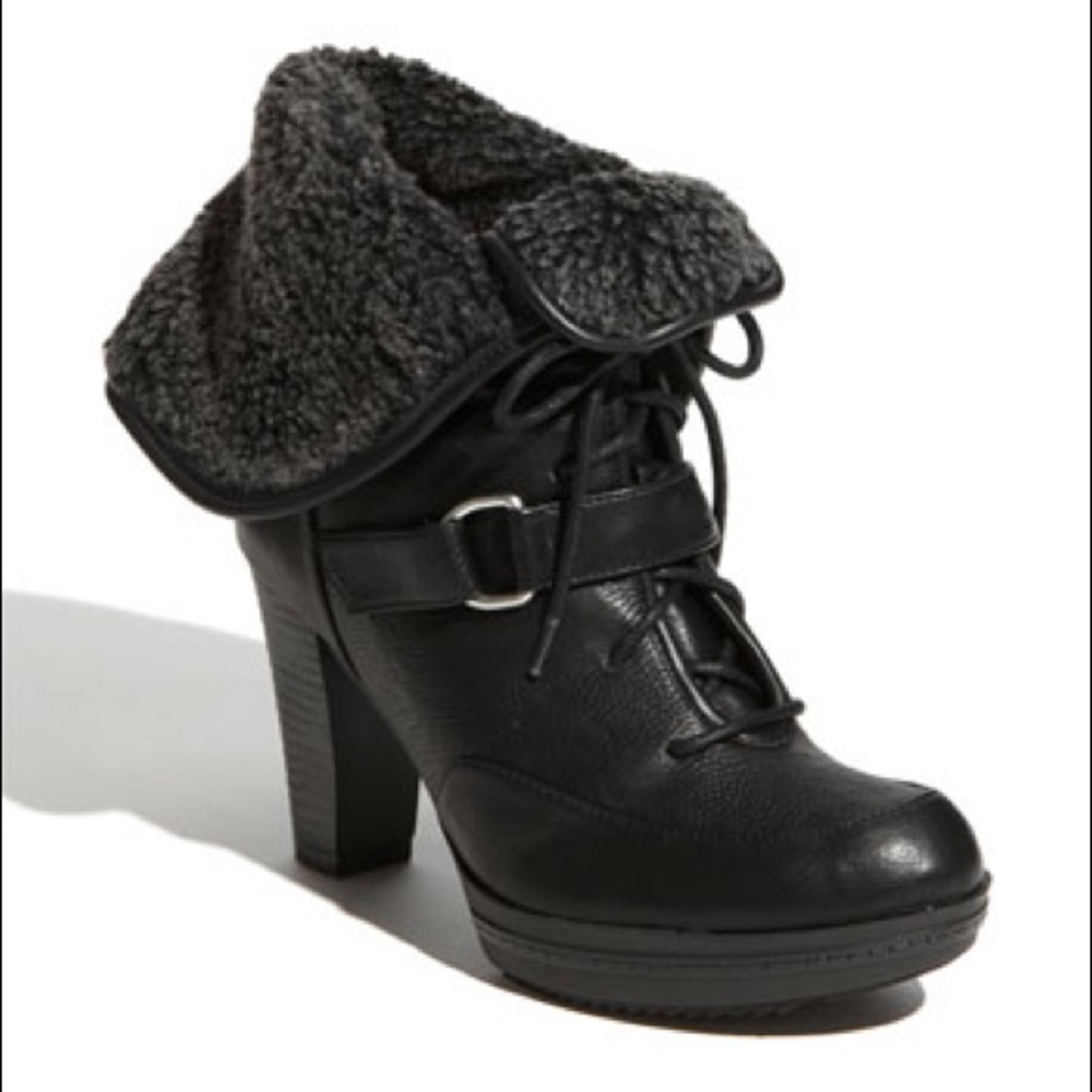 Naturalizer boots