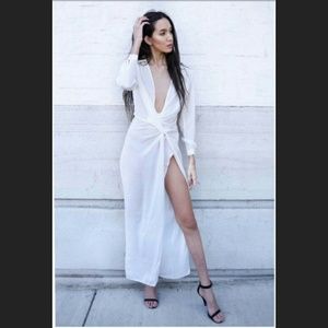 ClosingTODAY ♦Lioness Maxi Dress