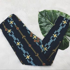 LuLaRoe Tall & Curvy Tribal Leggings