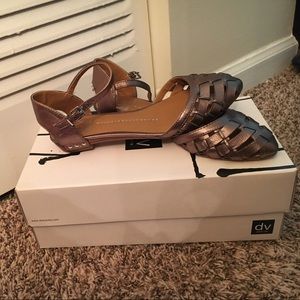 Dolce vita sandals