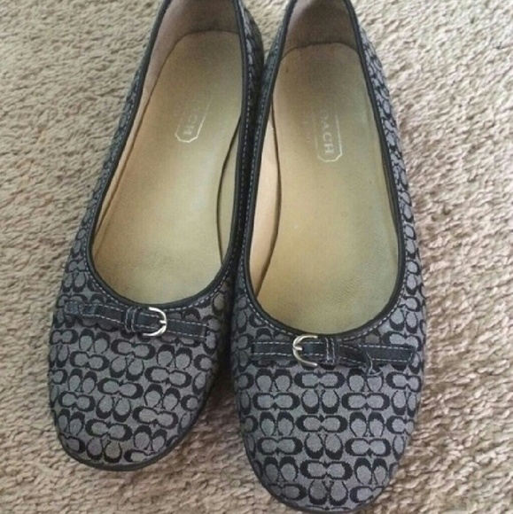 Coach Shoes - Pre owned Coach flats,Great condition,size 9