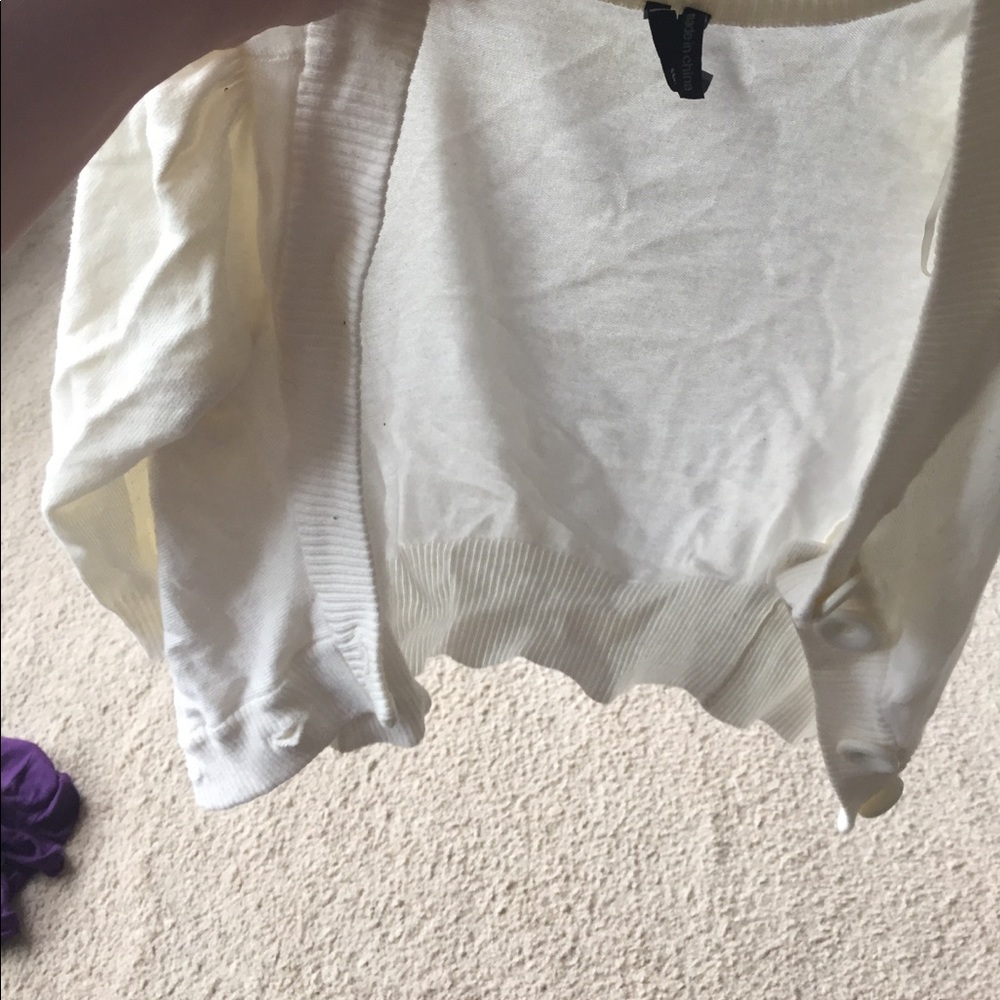 Cream sweater with buttons - Picture 1 of 1