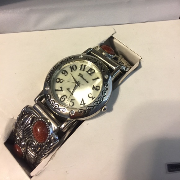 Geneva Quartz Japan Movt - Picture 2 of 4