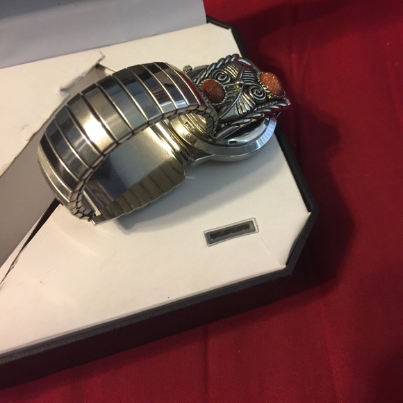 Geneva Quartz Japan Movt - Picture 4 of 4