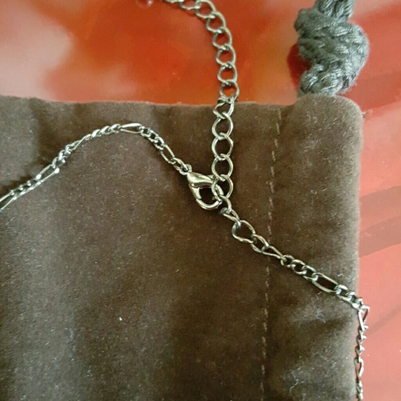 Silver necklace with black gems - Picture 2 of 3