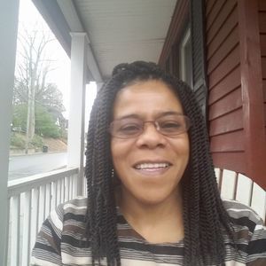 Meet your Posher, Sharon