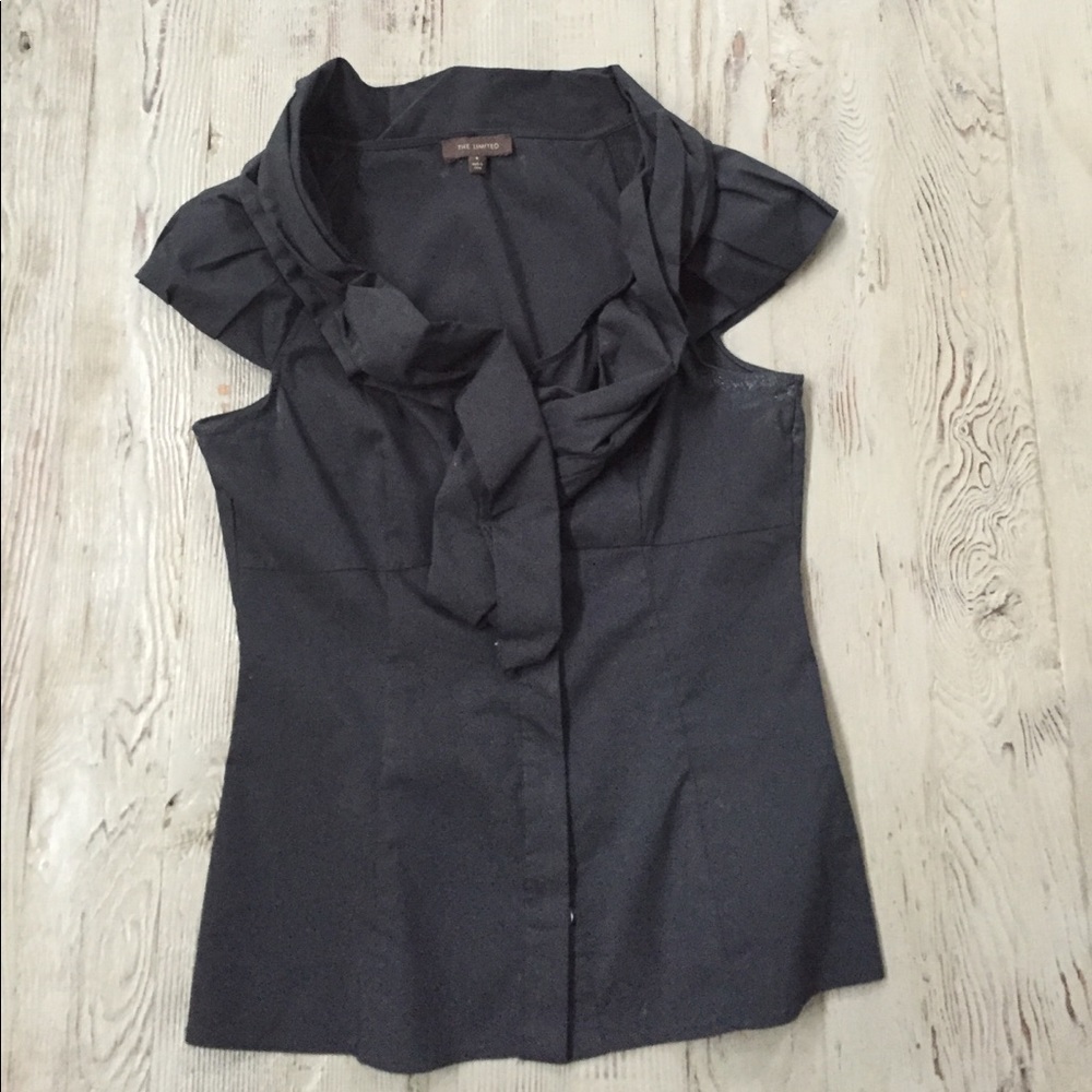 🎈Limited black sleeve/sleeveless button shirt!