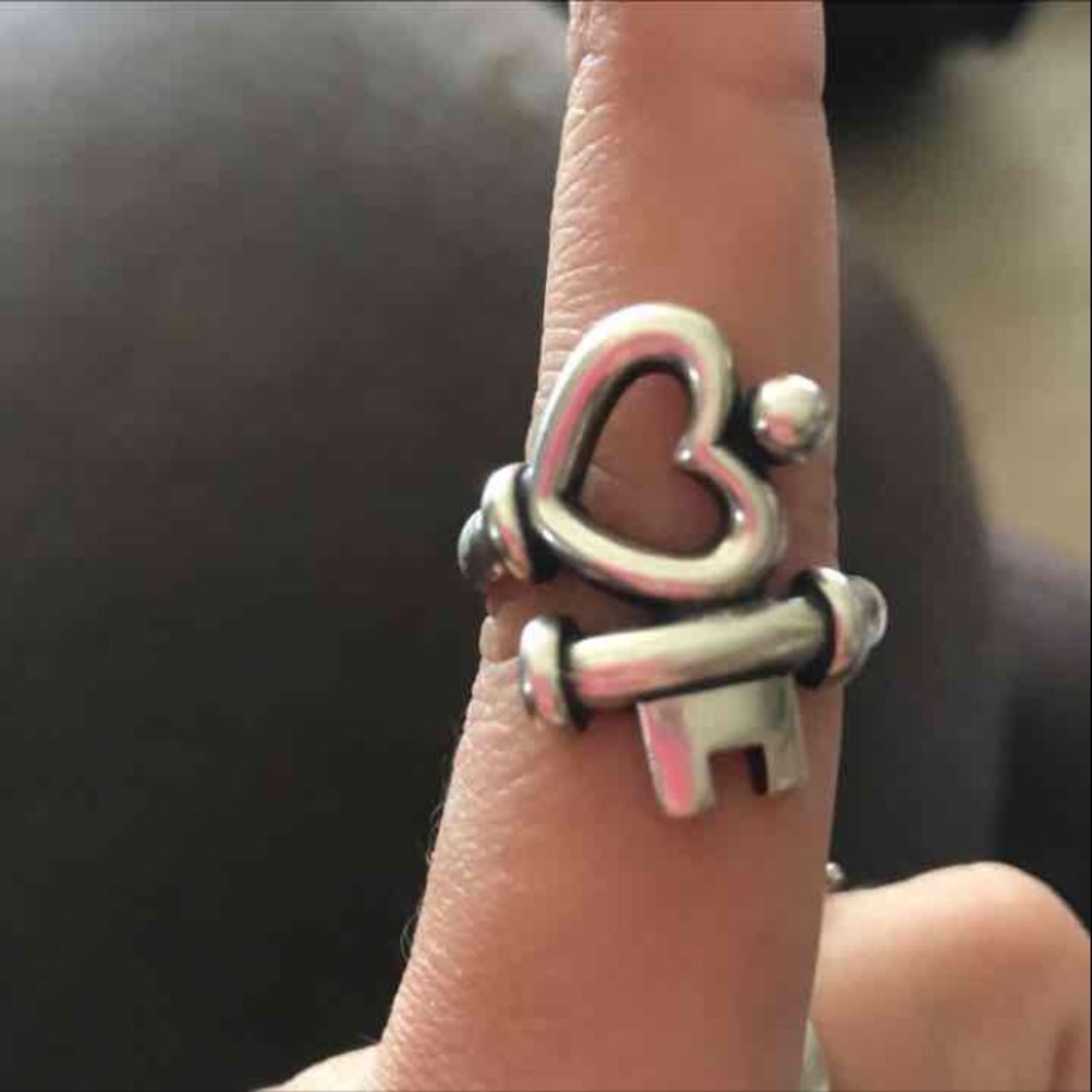 James Avery size 7.5