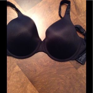 Vanity fair bra 36 D underwire, lined