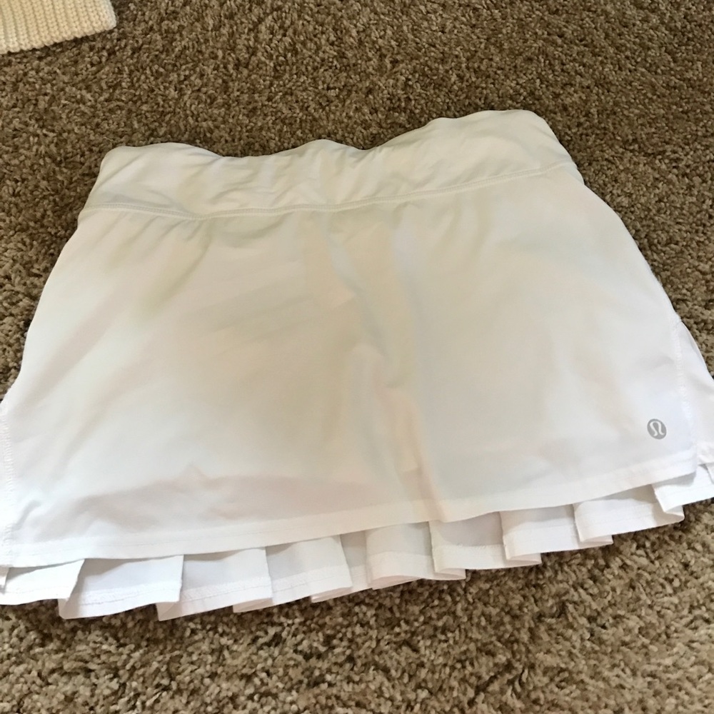 Lululemon white skirt