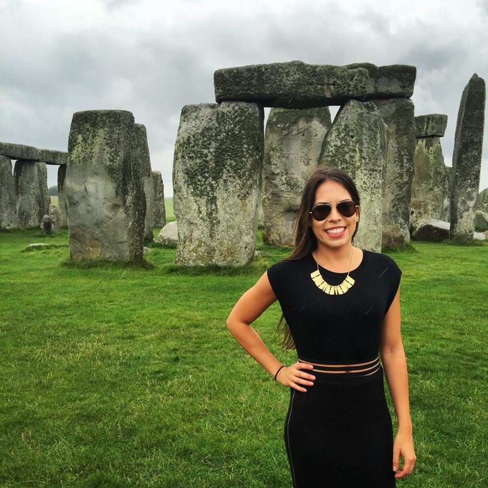 Meet your Posher, Raquel