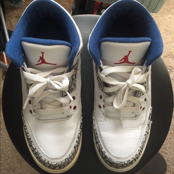 Jordan 3s True Blues - Picture 2 of 4