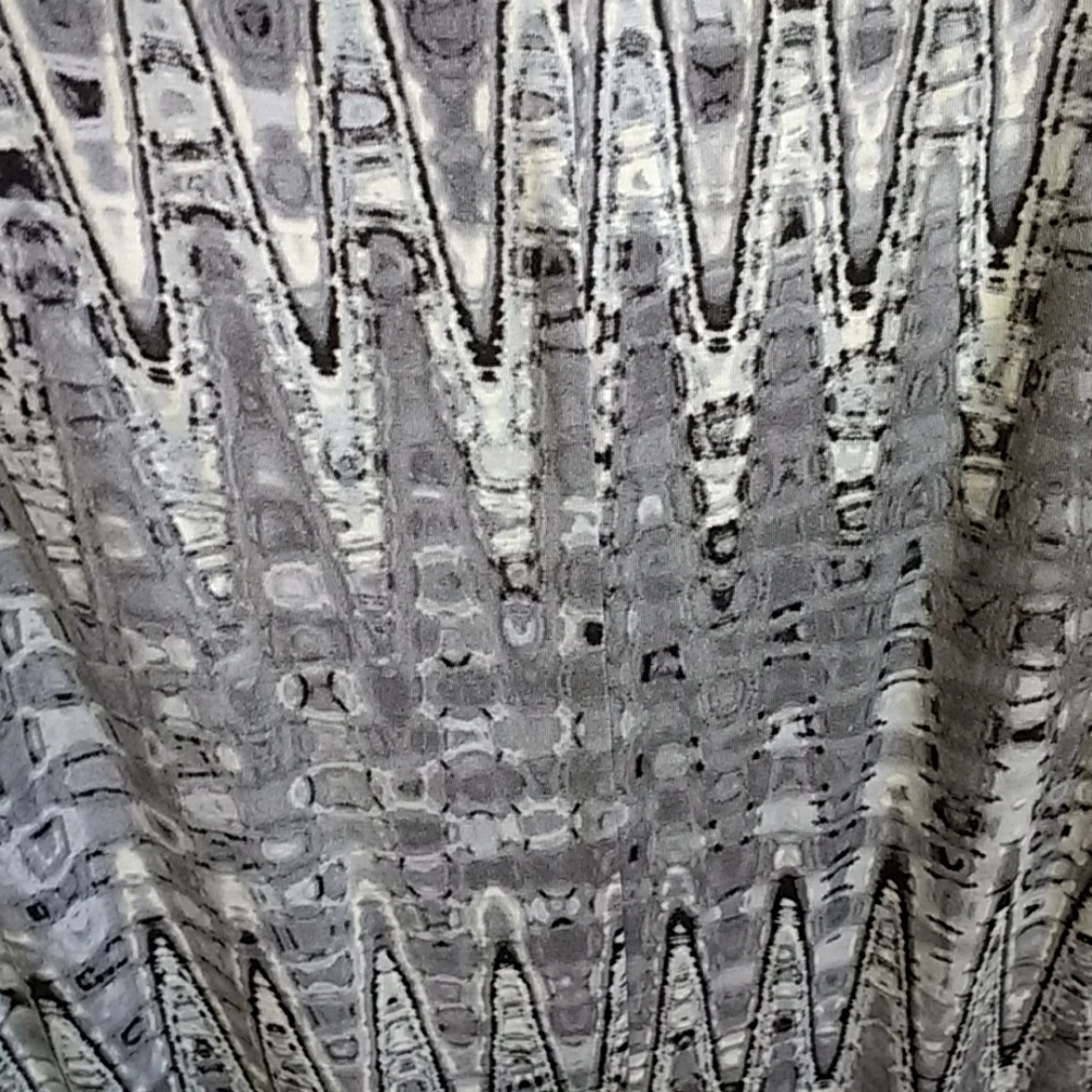 Skirt - Picture 2 of 3