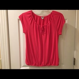 Old Navy top