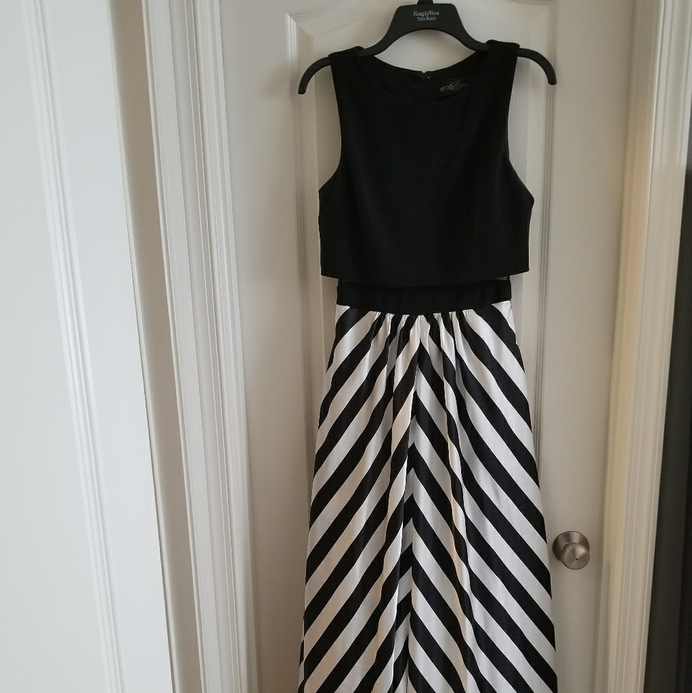 Black and white striped mesh waist gown