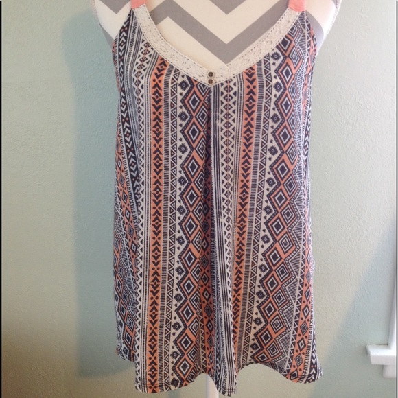 Aztec Racerback Flowy Tank - Picture 2 of 4
