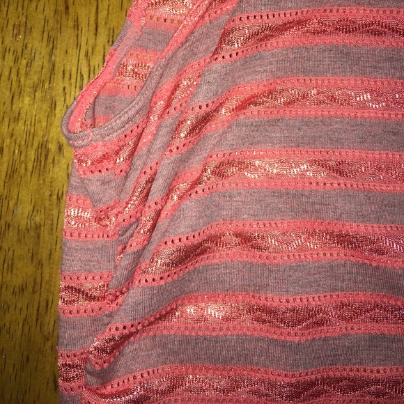 Ladies Top - Picture 3 of 5